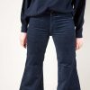 The dead stock corduroy Levis - Size 25 inch - Image 2