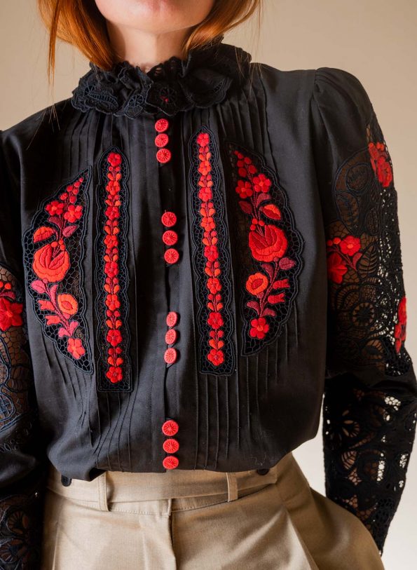 The open worked embroidered handmade blouse - Size up to 38 - Image 4