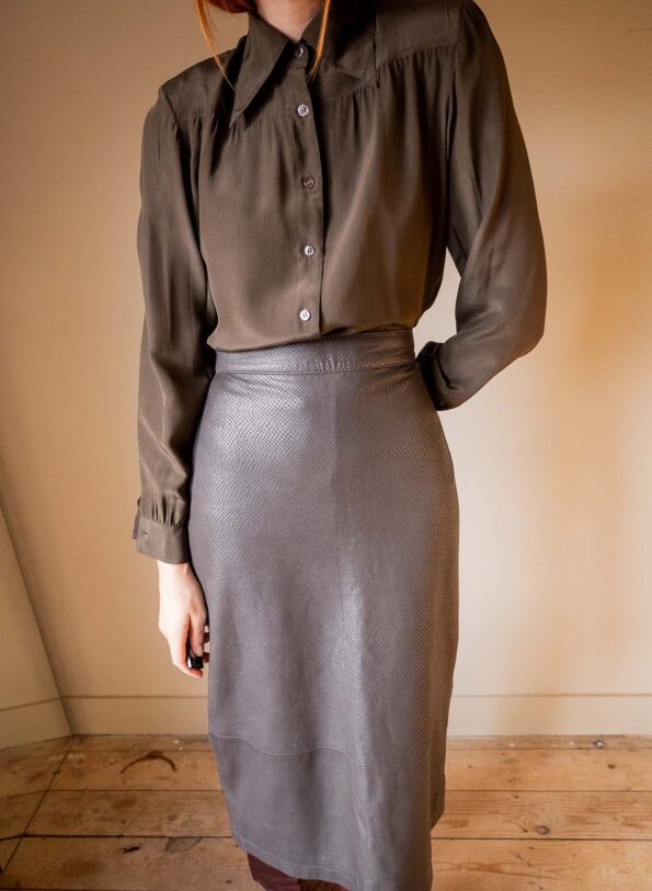 The 100% silk brown 70’s blouse - Size up to 36 - Image 6