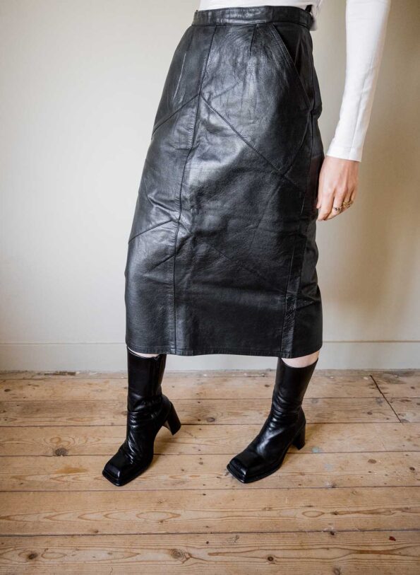 The 100% leather pencil skirt - Size up to 36 - Image 5