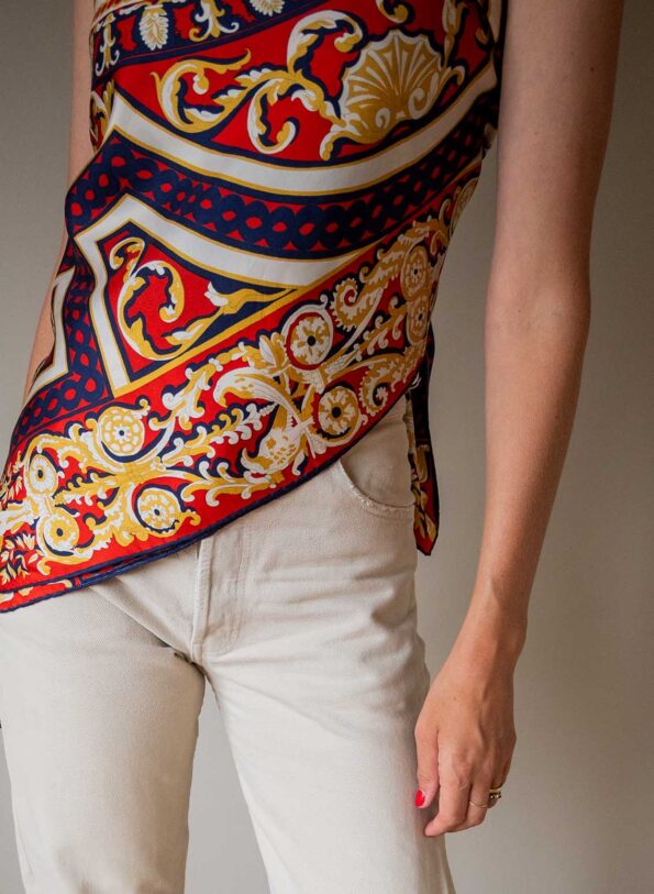 The 100% silk scarf by HARRODS - Image 9