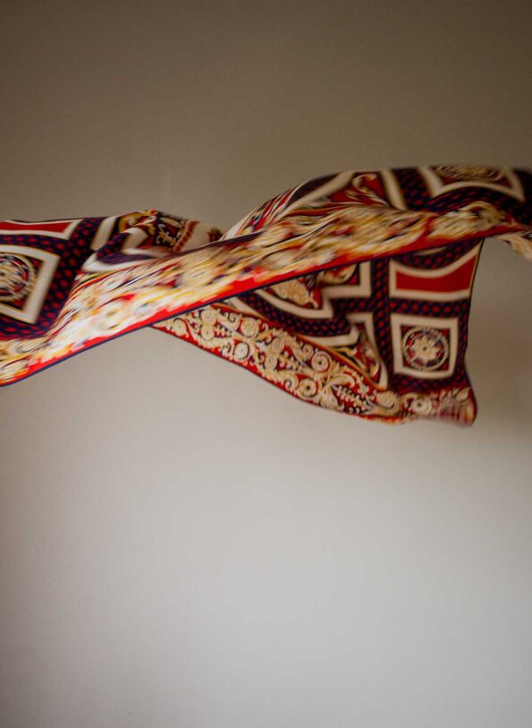 The 100% silk scarf by HARRODS - Image 2