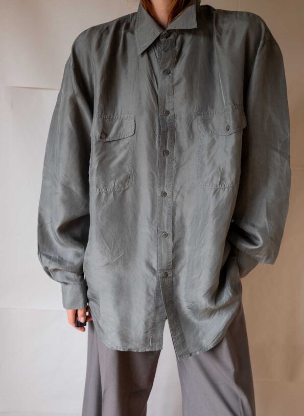 The graphite grey 100% silk blouse - Size up to 42 - Image 2