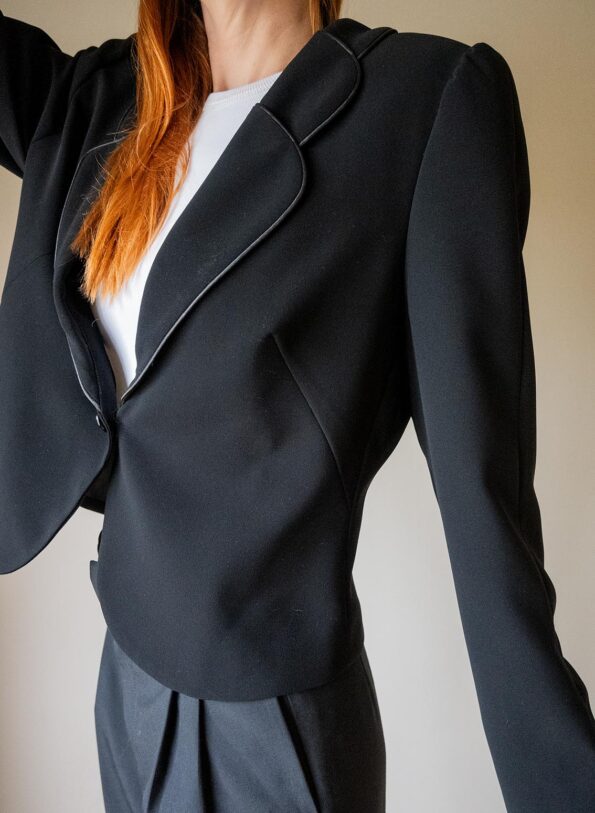 The detailed collar blazer - Size up to 40 - Image 8