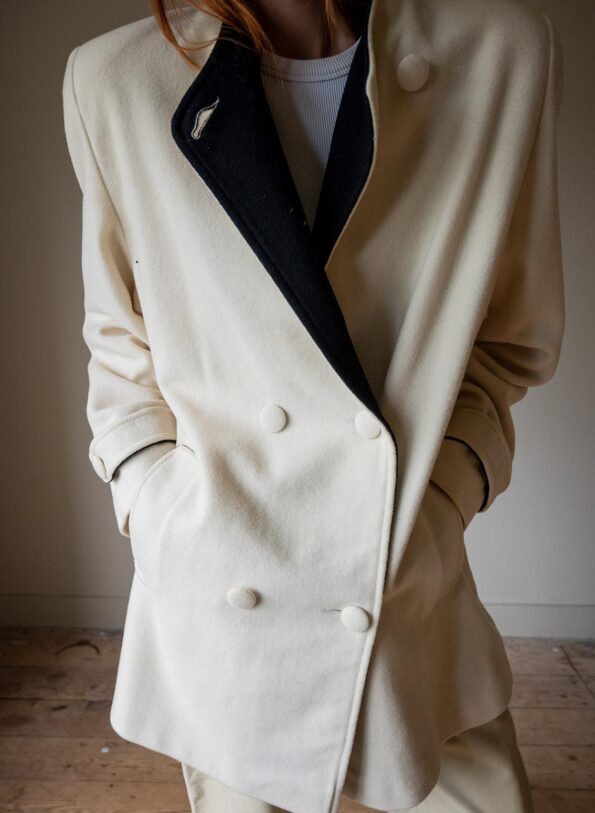 The off white woolen coat - Size up to 38 - Image 9