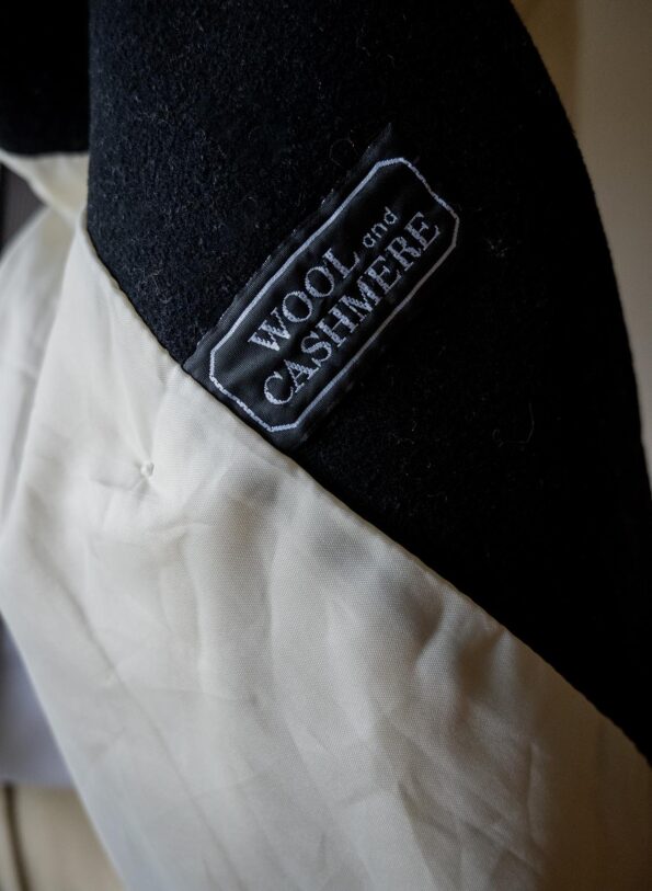 The off white woolen coat - Size up to 38 - Image 13