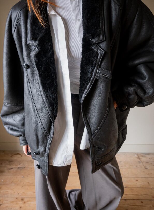 The Black shearling coat - Size up to 42 - Image 11