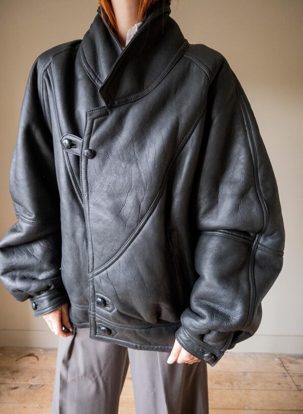 The Black shearling coat - Size up to 42 - Image 9
