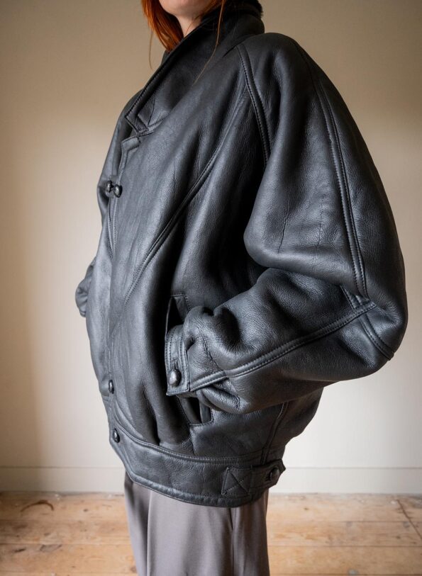 The Black shearling coat - Size up to 42 - Image 8