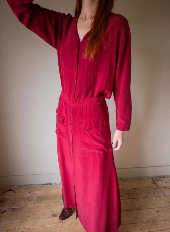 The 100% silk red skirt co-ord - Size 36 up to 40 - Image 7