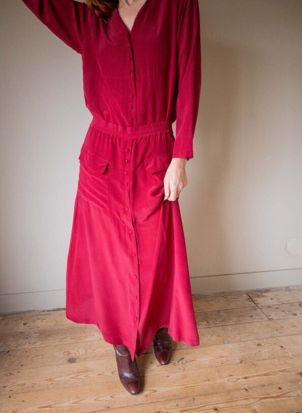 The 100% silk red skirt co-ord - Size 36 up to 40 - Image 8
