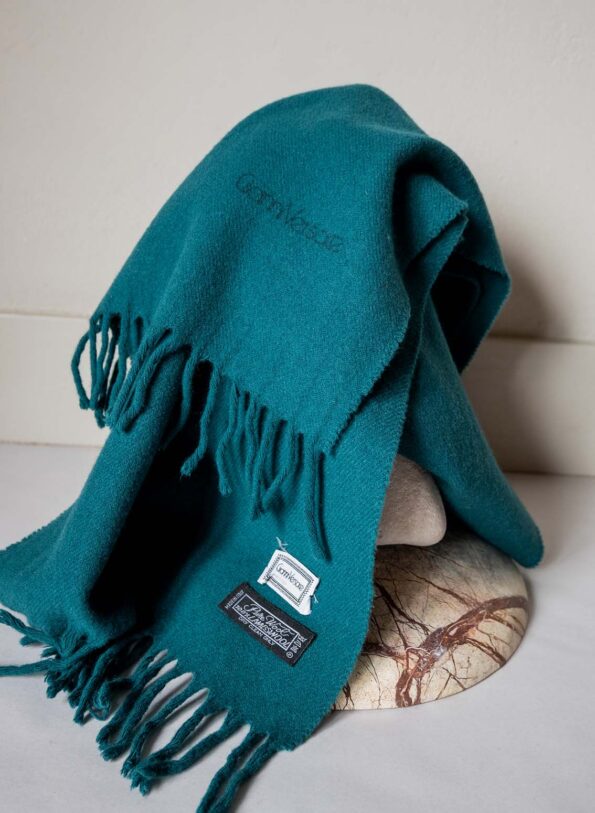The 100% wool GIANNI VERSACE scarf - Image 2