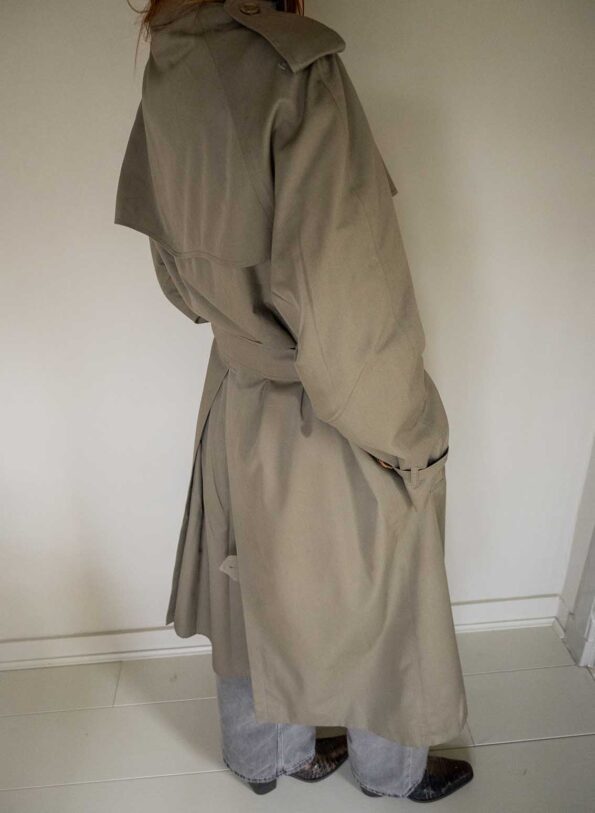 The DAKS perfect classic trenchcoat - Size up to 42 - Image 18
