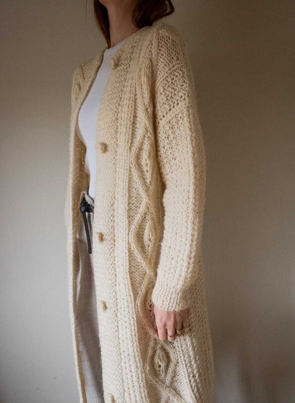 The hand knit long aran like cable cardigan - Size up to 40 - Image 6