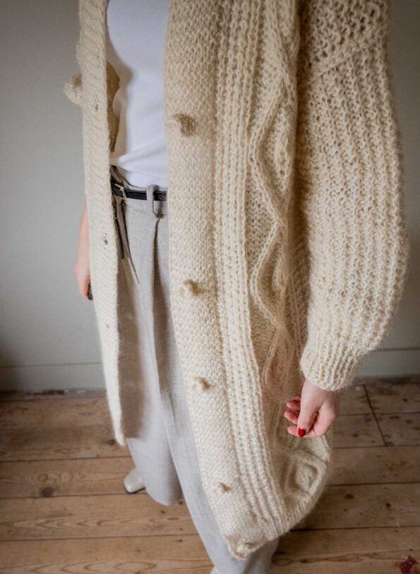 The hand knit long aran like cable cardigan - Size up to 40 - Image 10