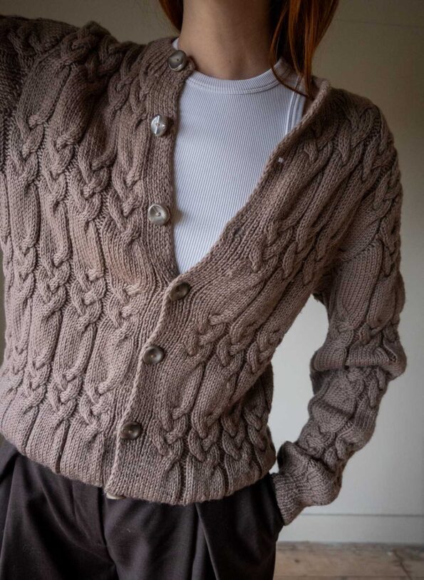 The 100% wool cable knit cardigan in taupe - Size up to 38 - Image 4