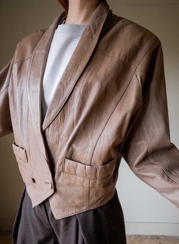 The cropped beige leather jacket - Size up to 38 - Image 9