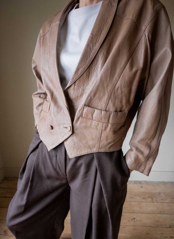 The cropped beige leather jacket - Size up to 38 - Image 10