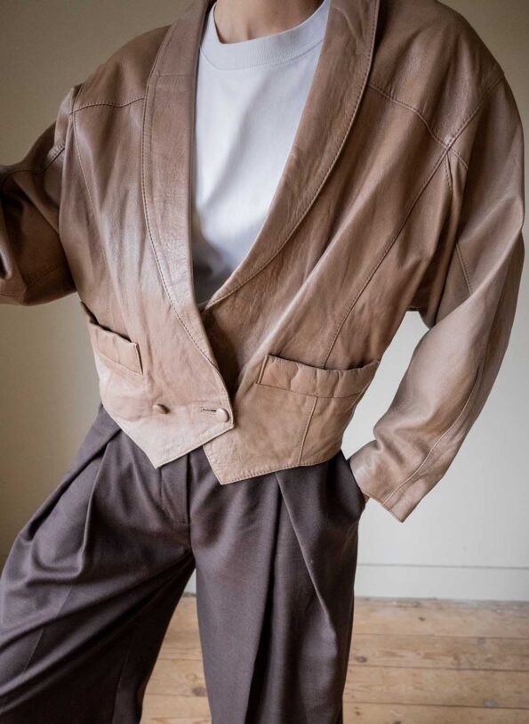 The cropped beige leather jacket - Size up to 38 - Image 2