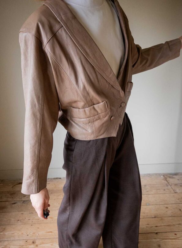 The cropped beige leather jacket - Size up to 38 - Image 5