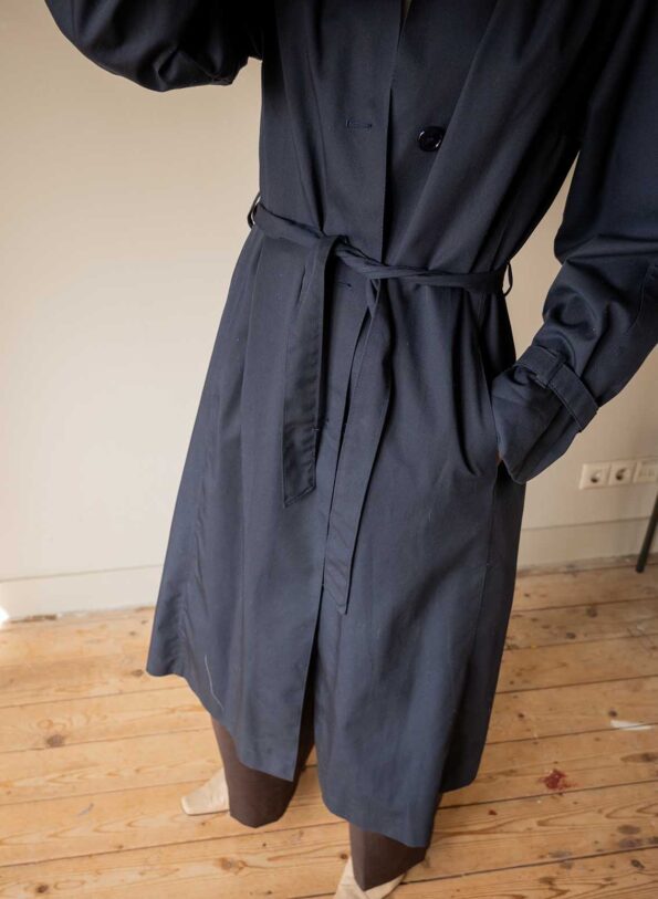 The navy blue spring trench - Size up to 38 - Image 8