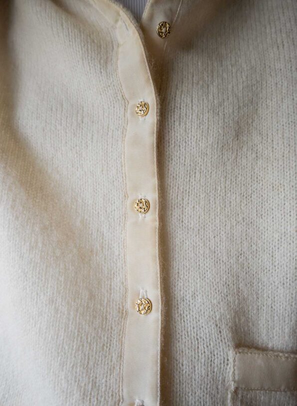 The off white wool cardigan with pocket detailing - Size up to L - Image 4