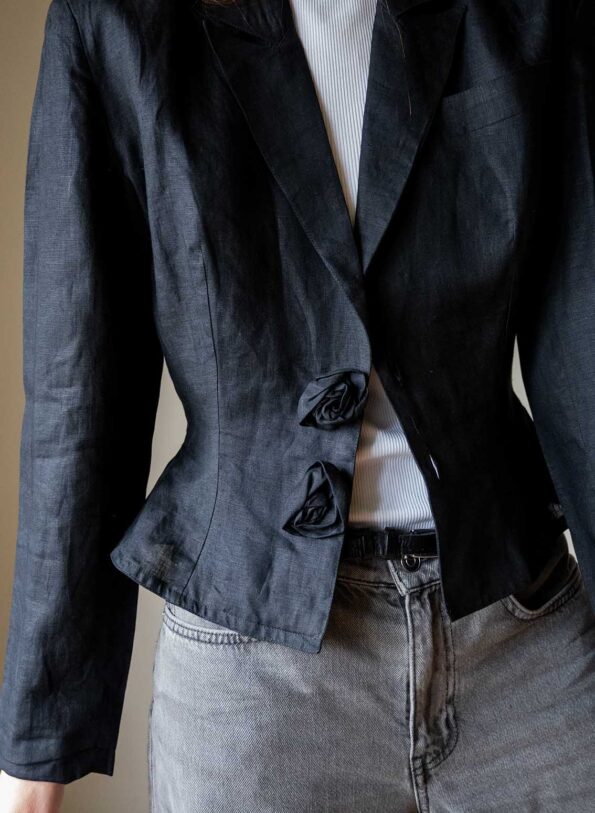 The black linen rose detailed blazer - Size up to XS - Image 3