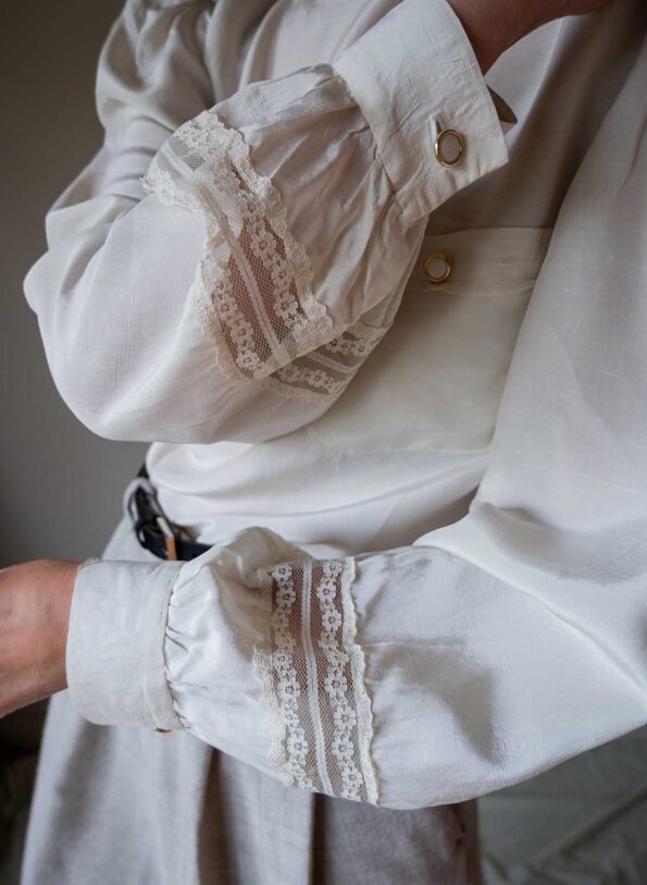 The 100% silk handmade volume sleeve blouse - Size up to 40 - Image 2