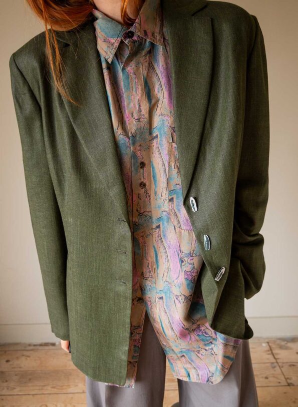 The 80’s printed 100% silk blouse - Size up to XL (unisex) - Image 3