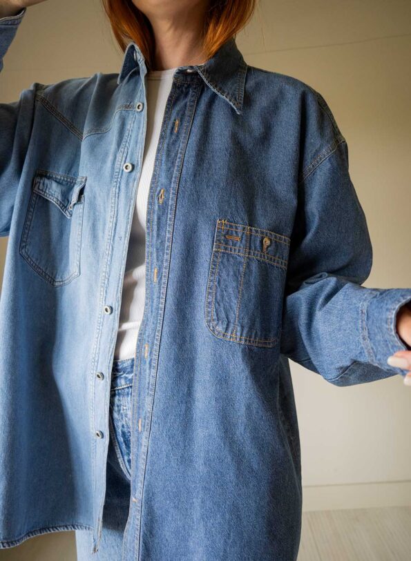 &II upcycled: The two tone vintage denim shirt - Size up to 40 - Image 9