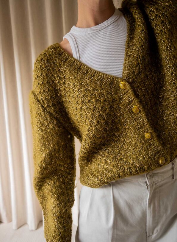 The hand knitted olive green cardigan - Size up to L - Image 5