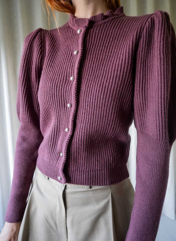 The 100% wool frill knit cardigan in dark raspberry - Size up to S - Image 4