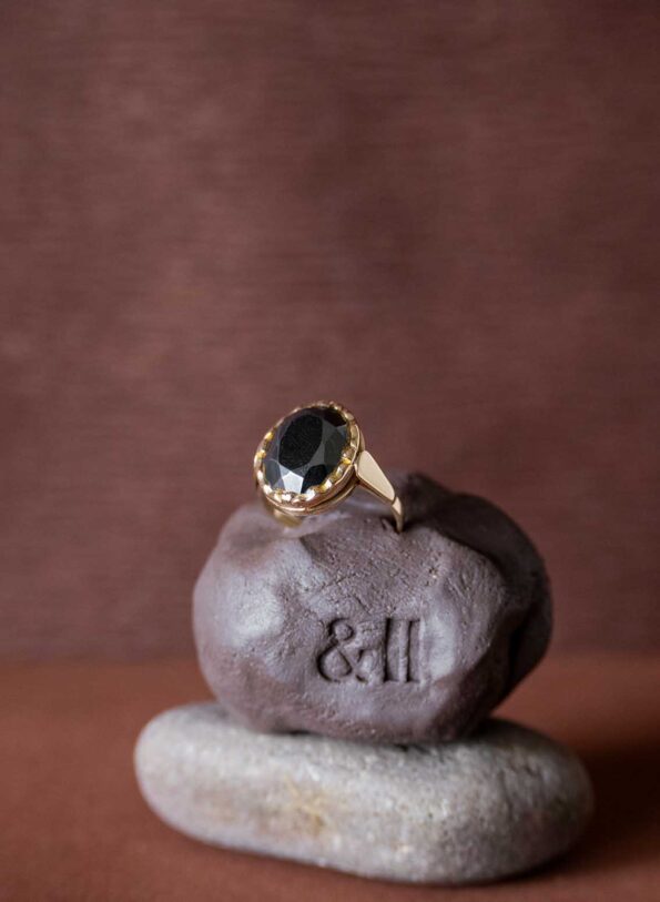 The hematite facet 14K gold ring