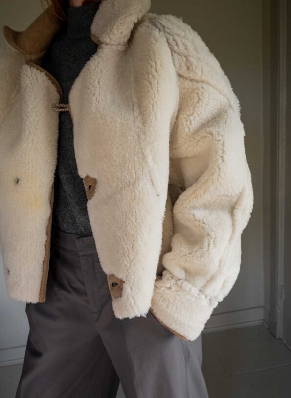 &II upcycled: The cropped lammy coat - Size up to L - Image 14