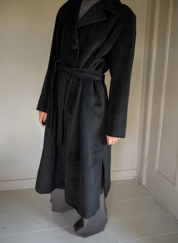 The wool classic coat in black - Size up to 42 - Image 3