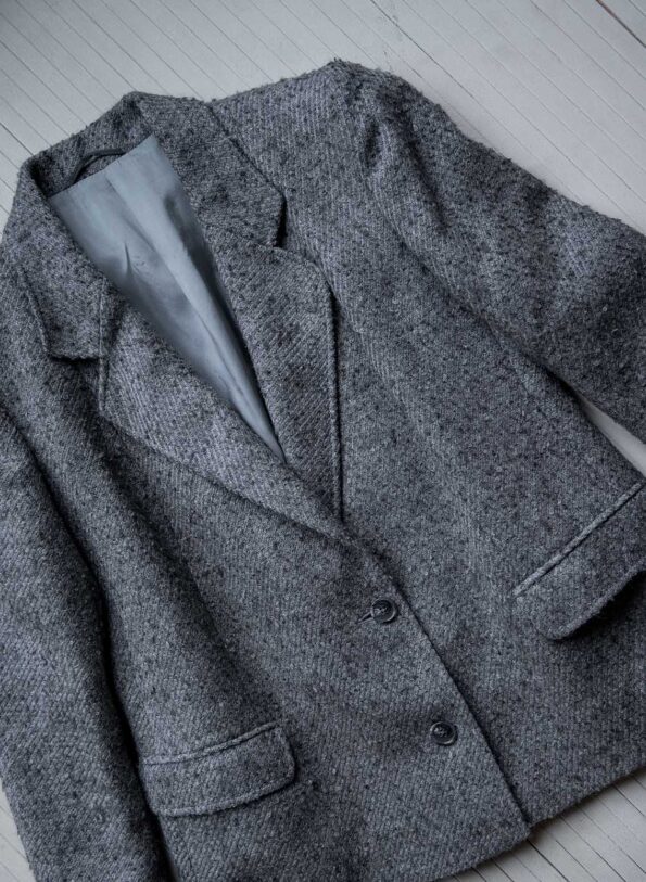 The grey boucle blazer - Size up to 38 - Image 3