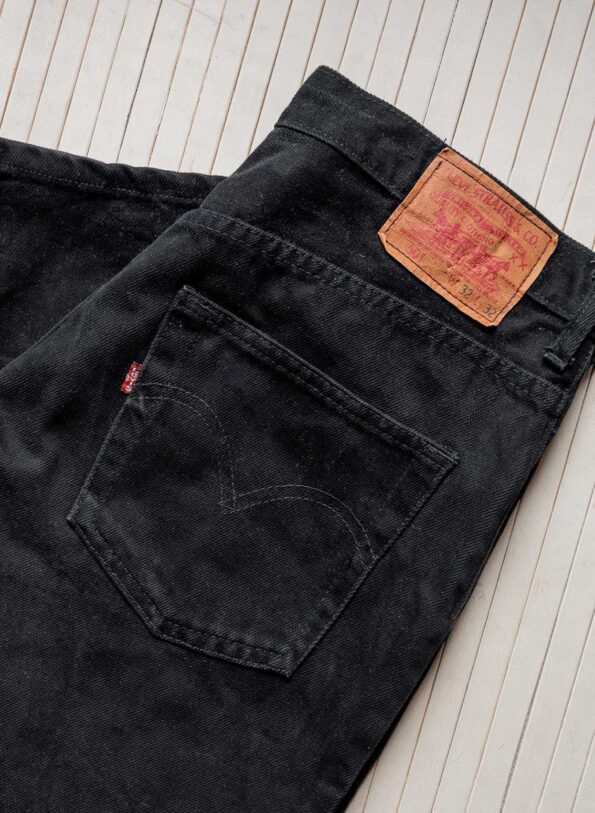 The vintage black Levi’s 501 - Size up to 28 inch