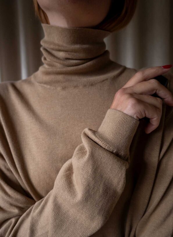 The beige fine knitted cotton turtle neck - Size up to XL - Image 3