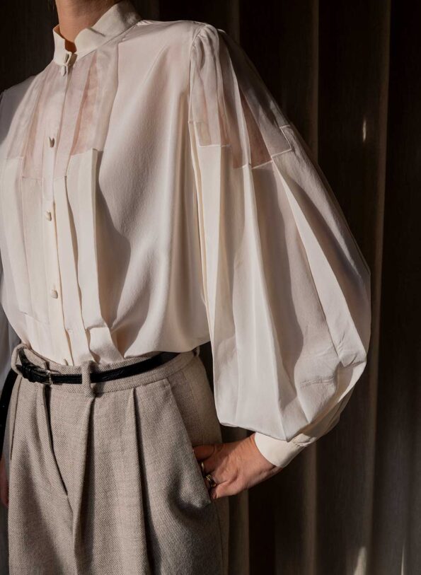 The Gianna bertio 100% silk highly detailed blouse - Size up to M