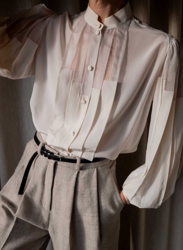 The Gianna bertio 100% silk highly detailed blouse - Size up to M - Image 7