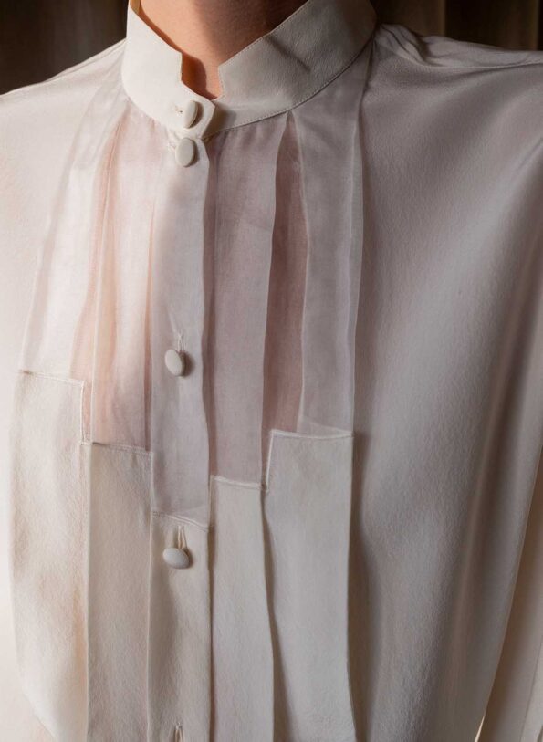 The Gianna bertio 100% silk highly detailed blouse - Size up to M - Image 8