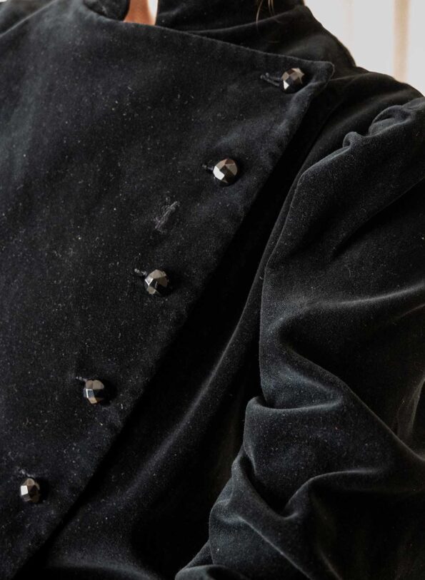 The YVES SAINT LAURENT black velour jacket - Size up to S - Image 5