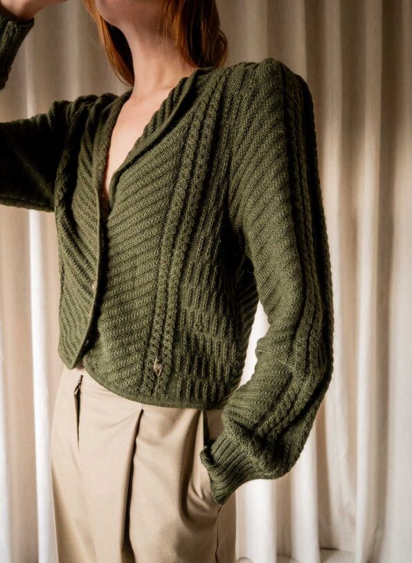 The dark green 100% wool cable cardigan - Image 2