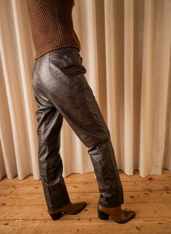 The deep dark brown leather pant - Size up to 36 - Image 4