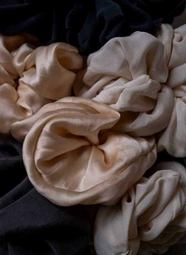 &II upcycled:  The soft pink satin silk scrunchie - Image 4