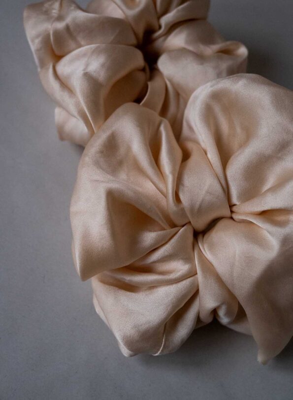 &II upcycled:  The soft pink satin silk scrunchie - Image 2