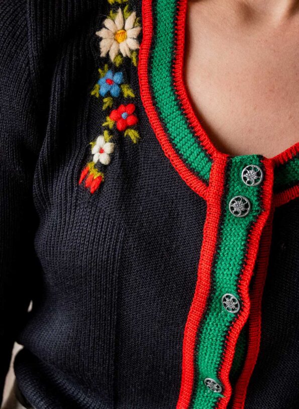 The fancy detailed black and red knit - Size up to S - Image 4