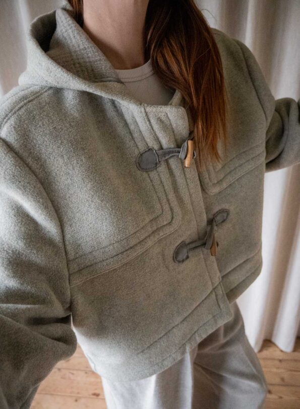 &II upcycled: The light grey double face wool duffelcoat - Size up to 40 - Image 2