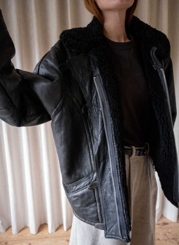The black lammy duffle coat - Size up to 40 - Image 4