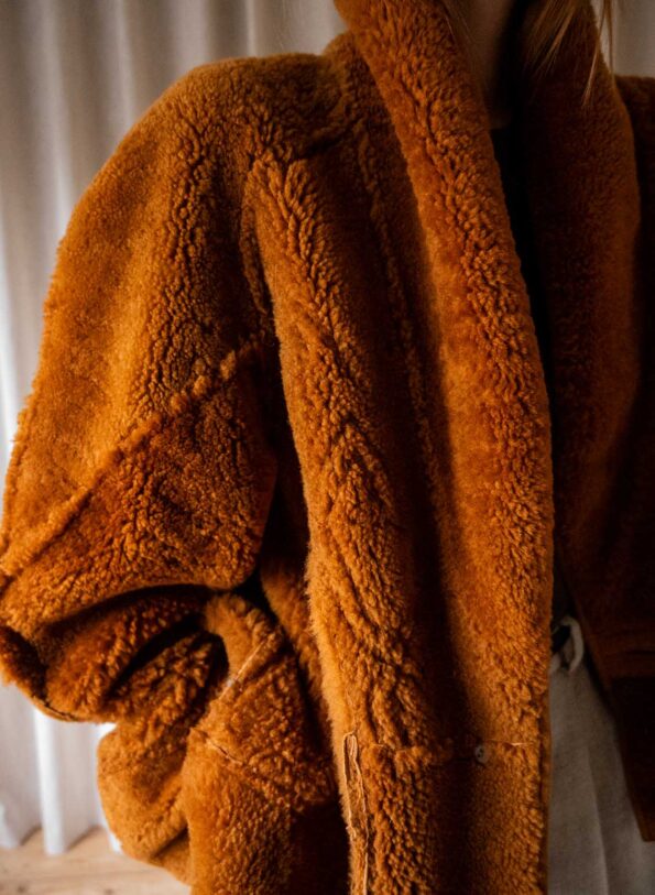 &II Upcycled: The terra cropped lammy coat - Size up to 42 - Image 7